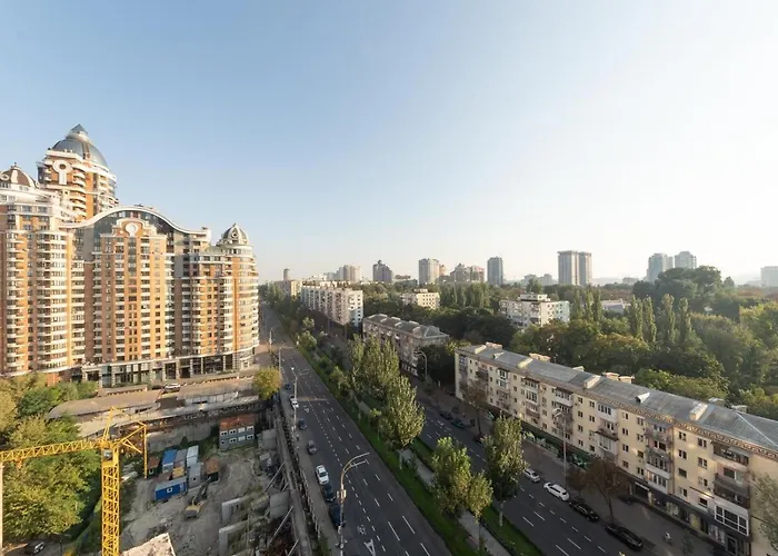 Апартаменти Люкс Класу В Новому Будинку В Центрі