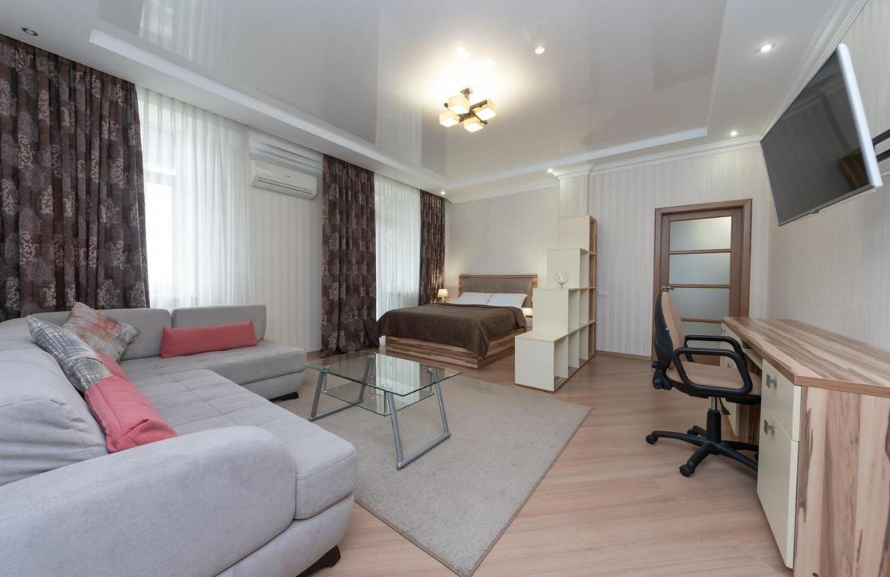Apartment люкс класу в новому будинку в центрі