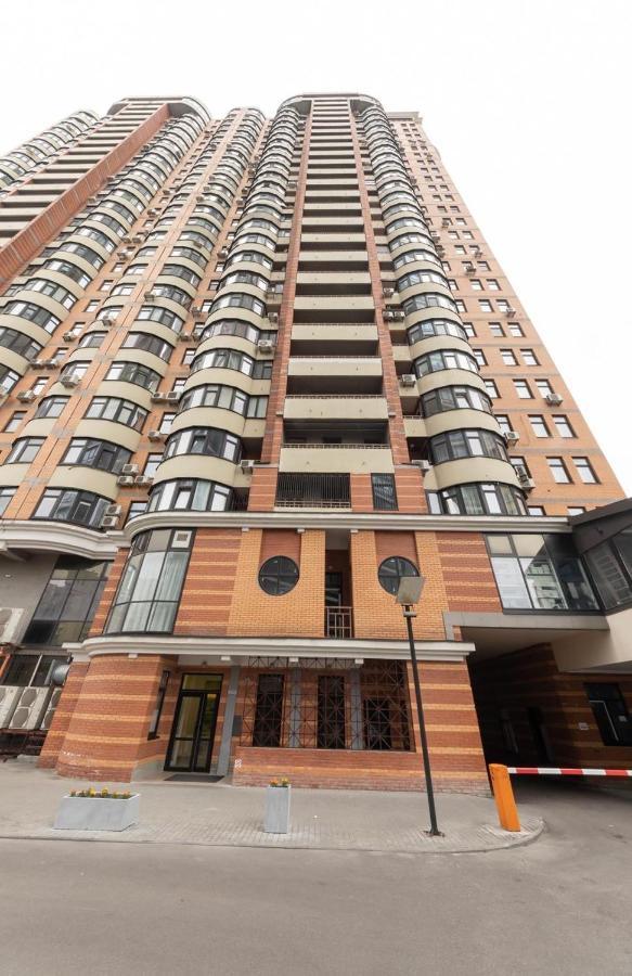Apartment люкс класу в новому будинку в центрі Kyiv